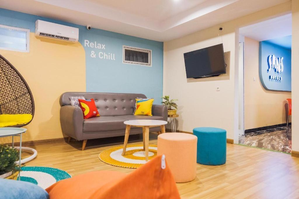 Hotel Sans Cemara Asri
